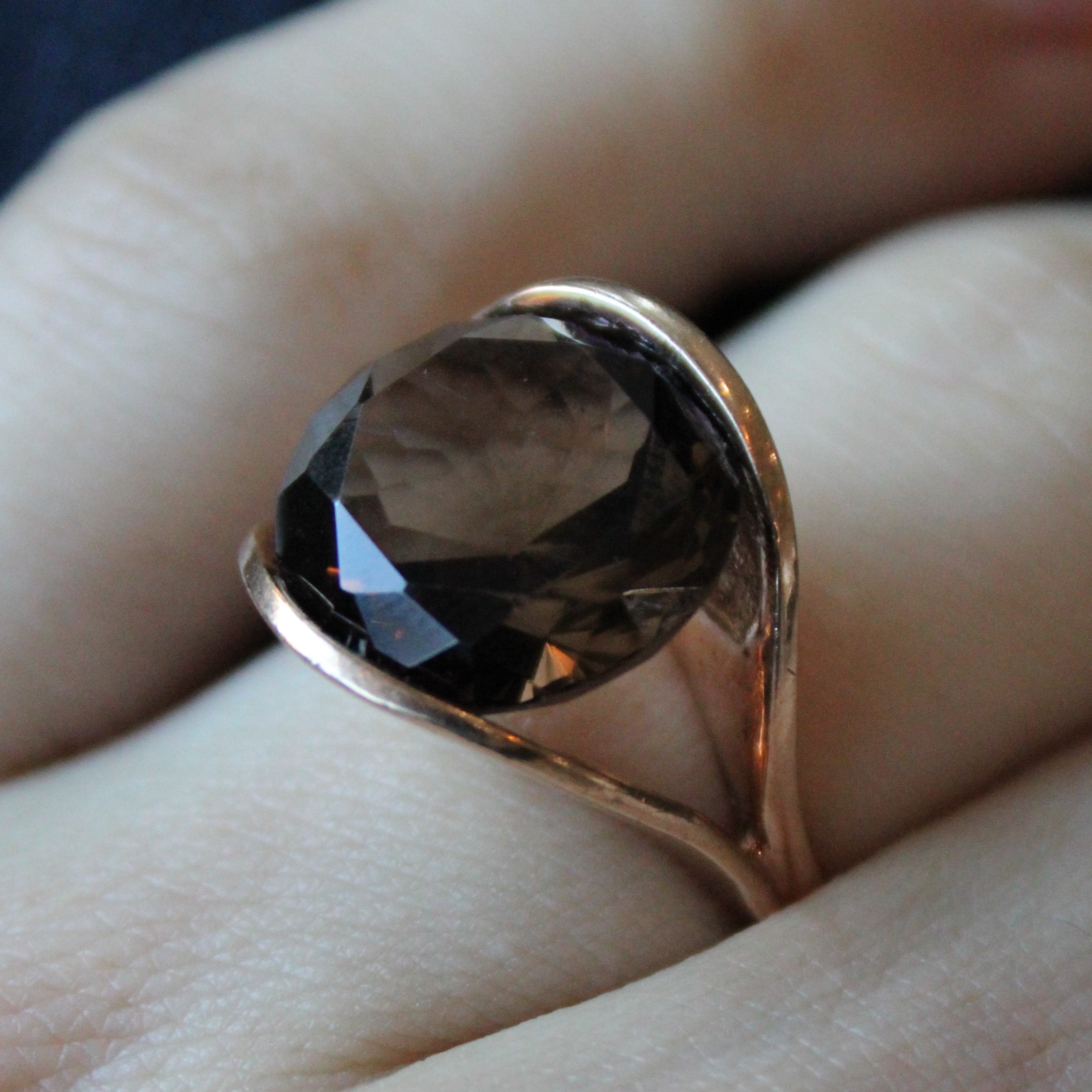 Tension Set Smoky Quartz Cocktail Ring | 7.70ct | SZ 6.75 |