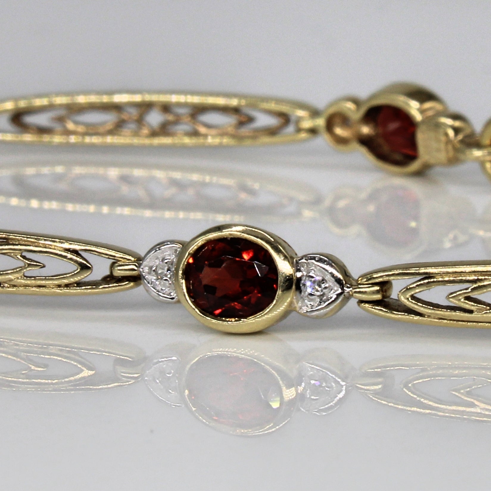 Garnet & Diamond Filigree Bracelet | 2.50ctw, 0.02ctw | 7.25