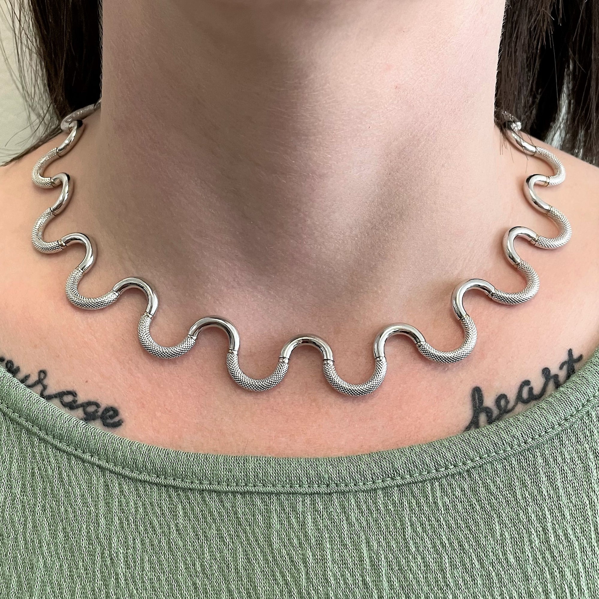 Wave Link Necklace | 17