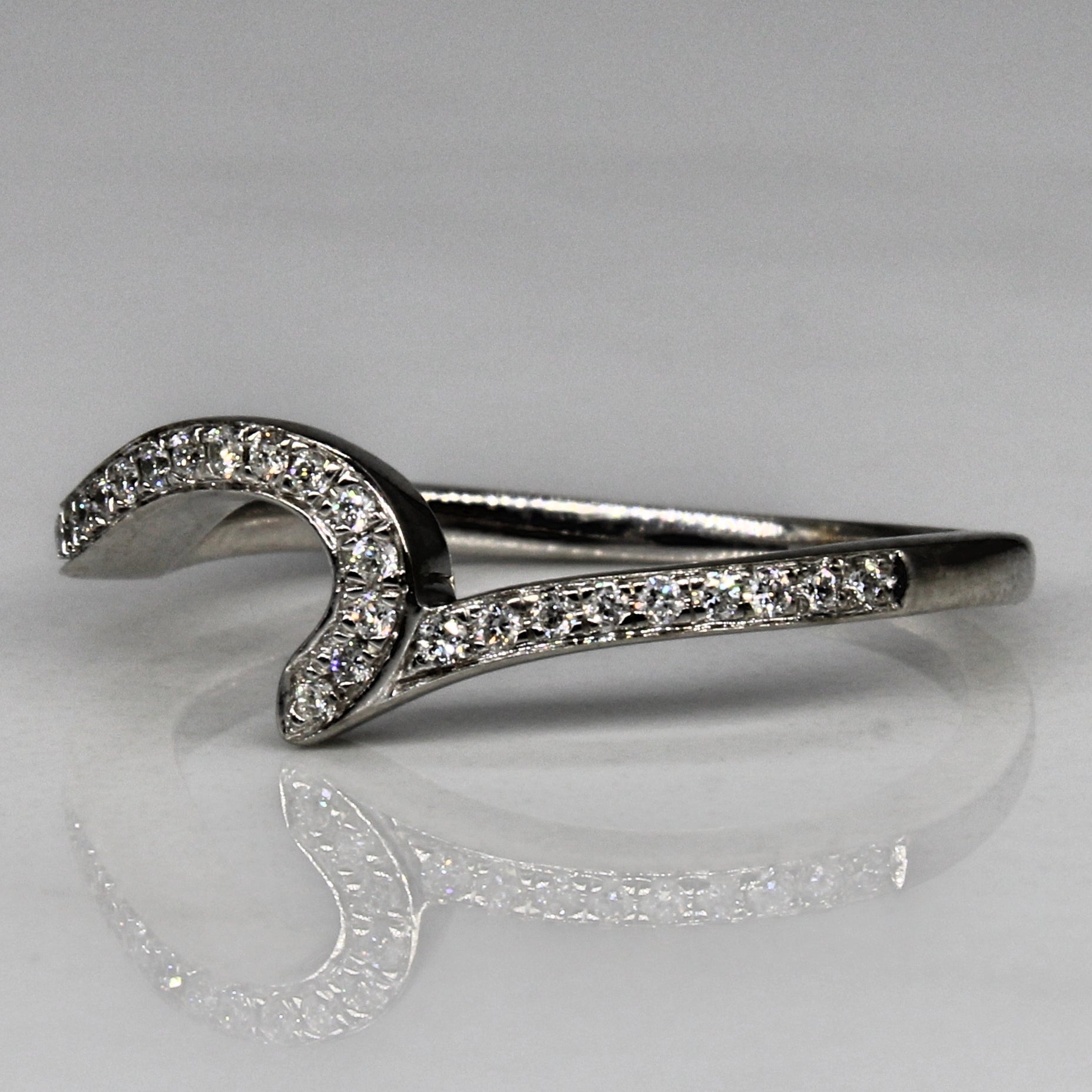 Curved Diamond Contour Band | 0.12ctw | SZ 6.25 |