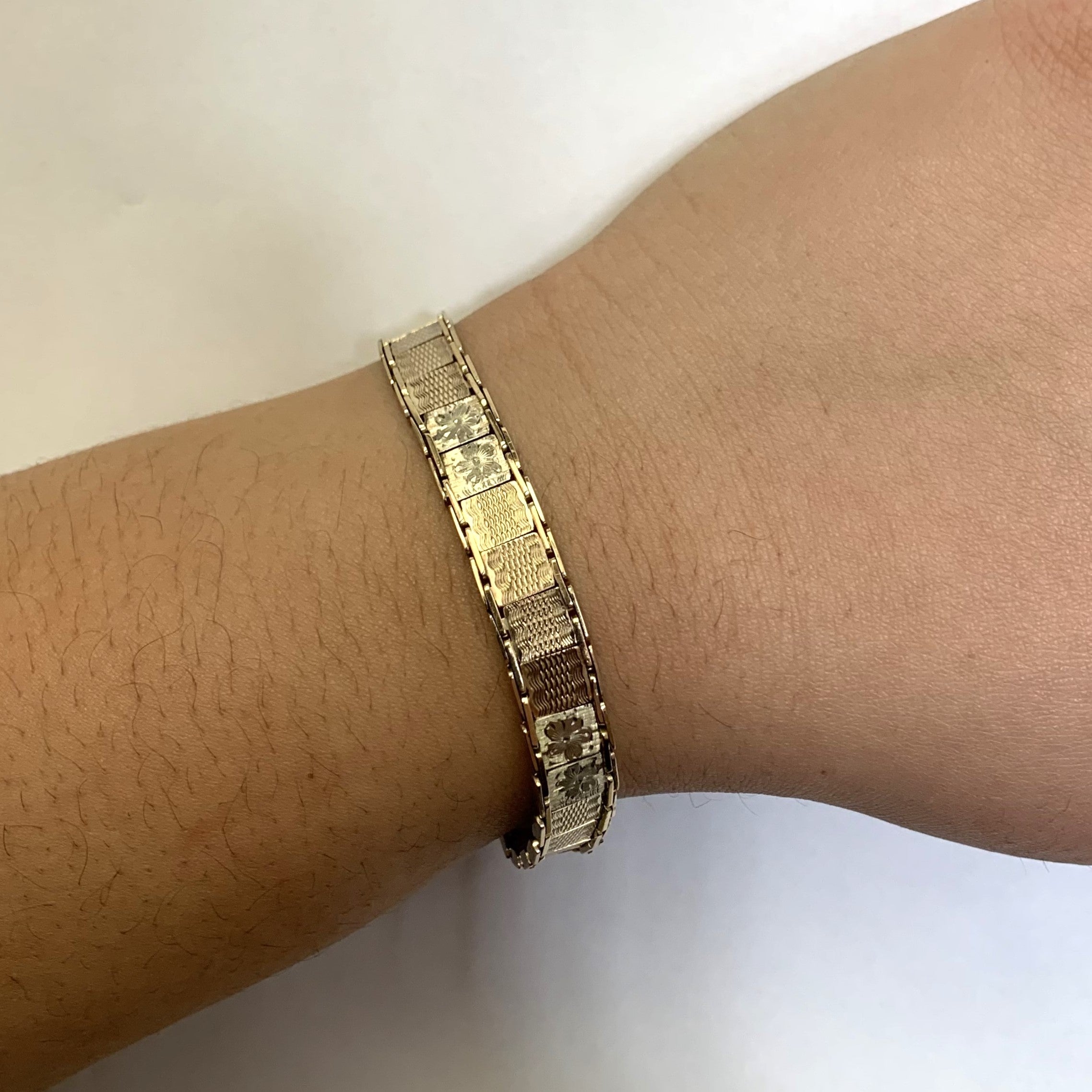 9k Yellow Gold Bar Link Bracelet | 7" |