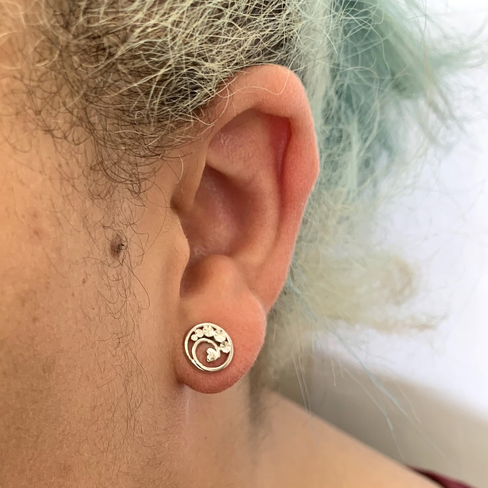Illusion Cut Heart Swirl Earrings |