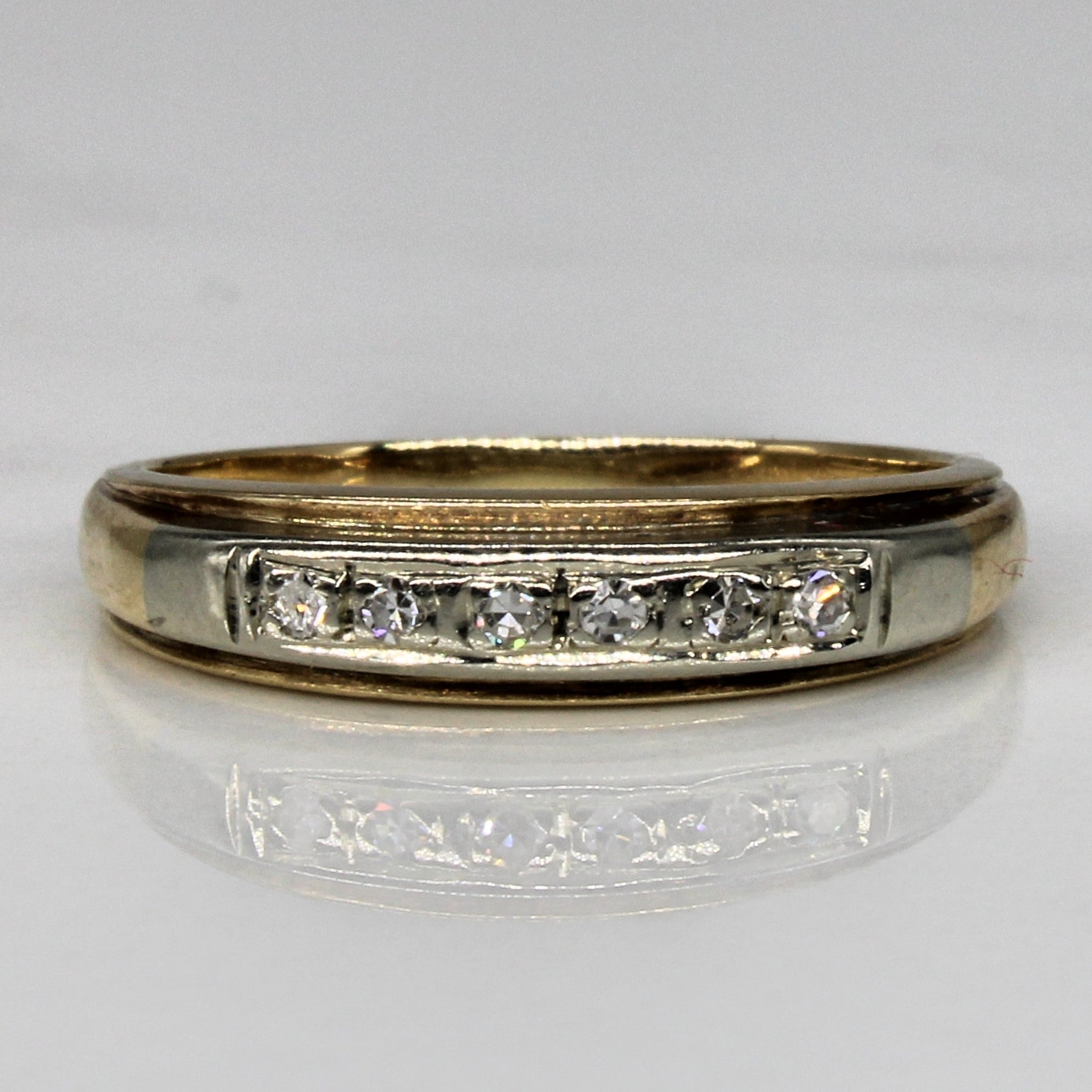 Diamond Row Ring | 0.06ctw | SZ 5.75 |