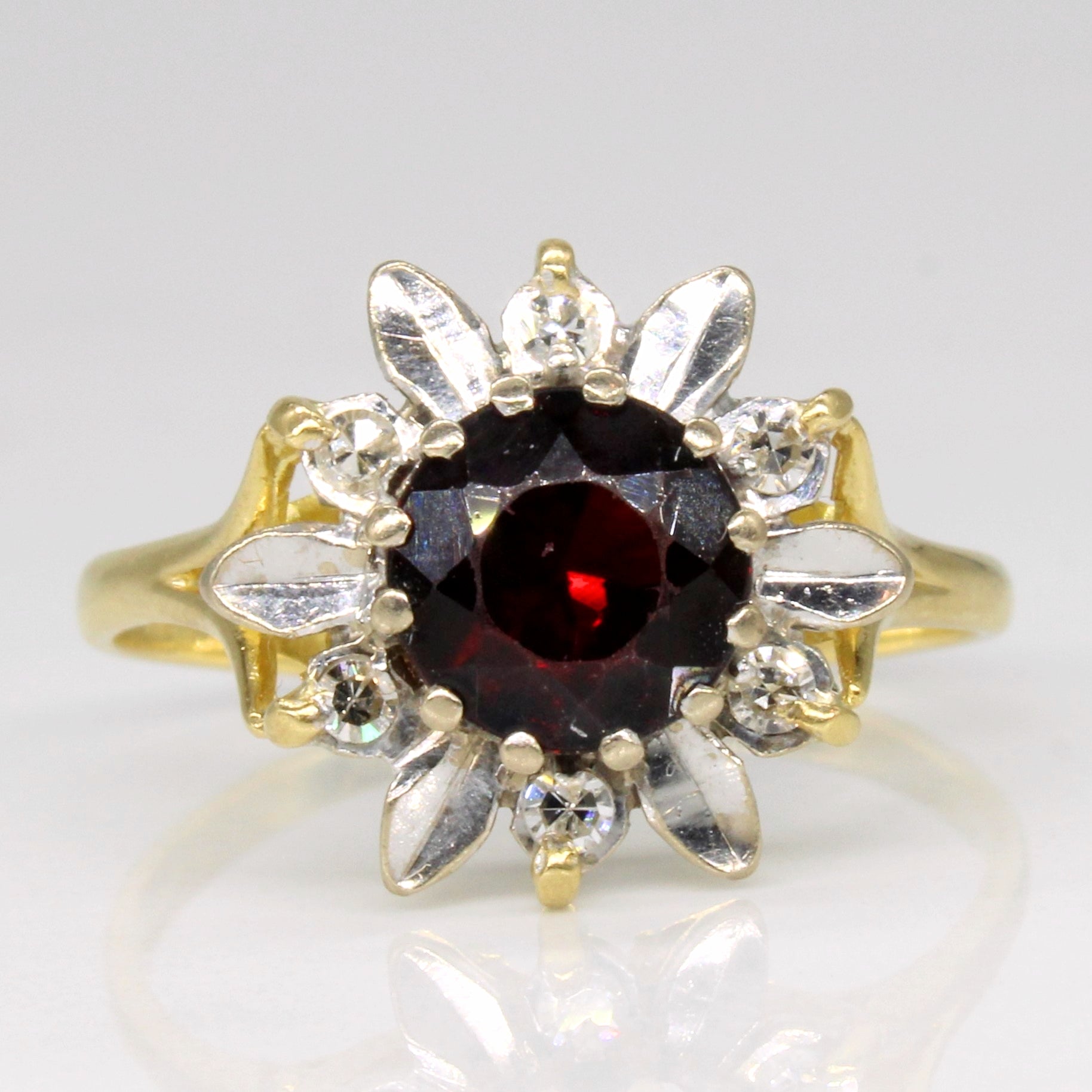 Floral Garnet & Diamond Ring | 1.25ct, 0.09ctw | SZ 8.5 |