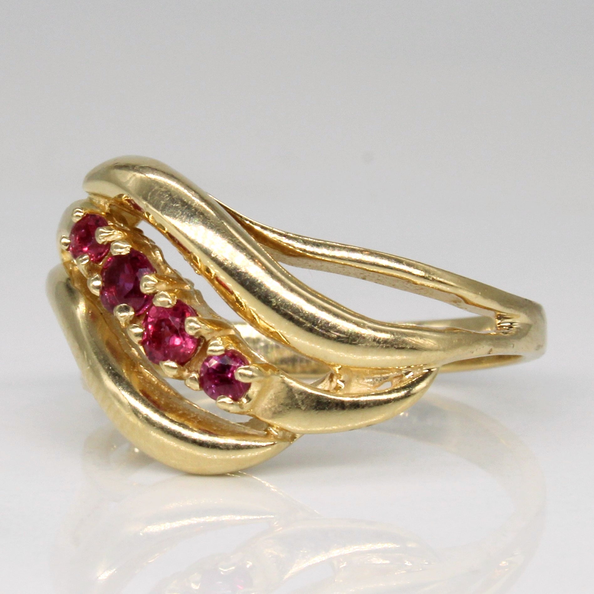 Ruby Cascade Ring | 0.12ctw | SZ 6 |