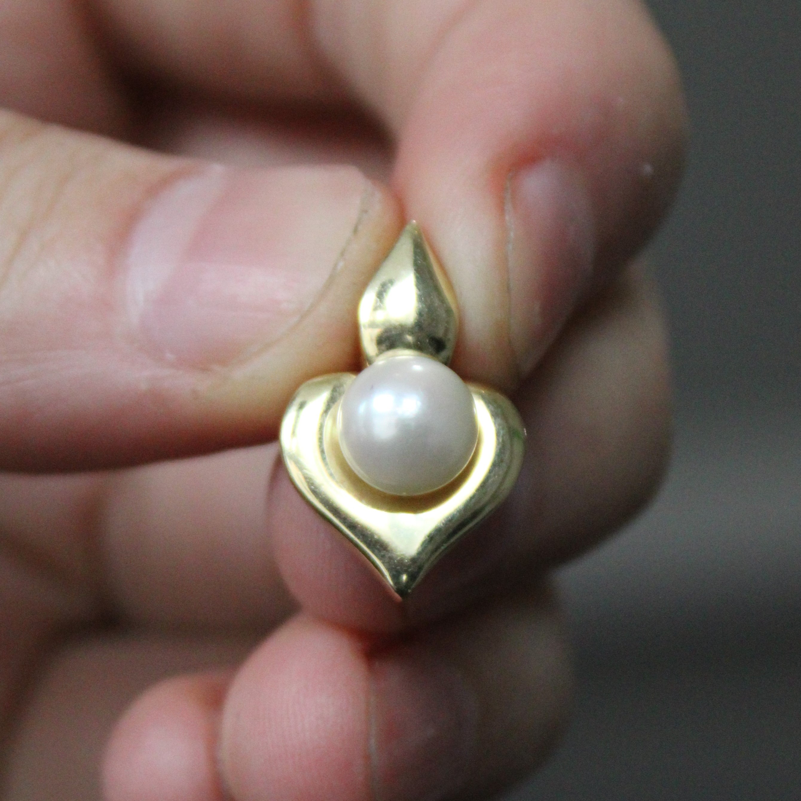 Pearl Heart Pendant |