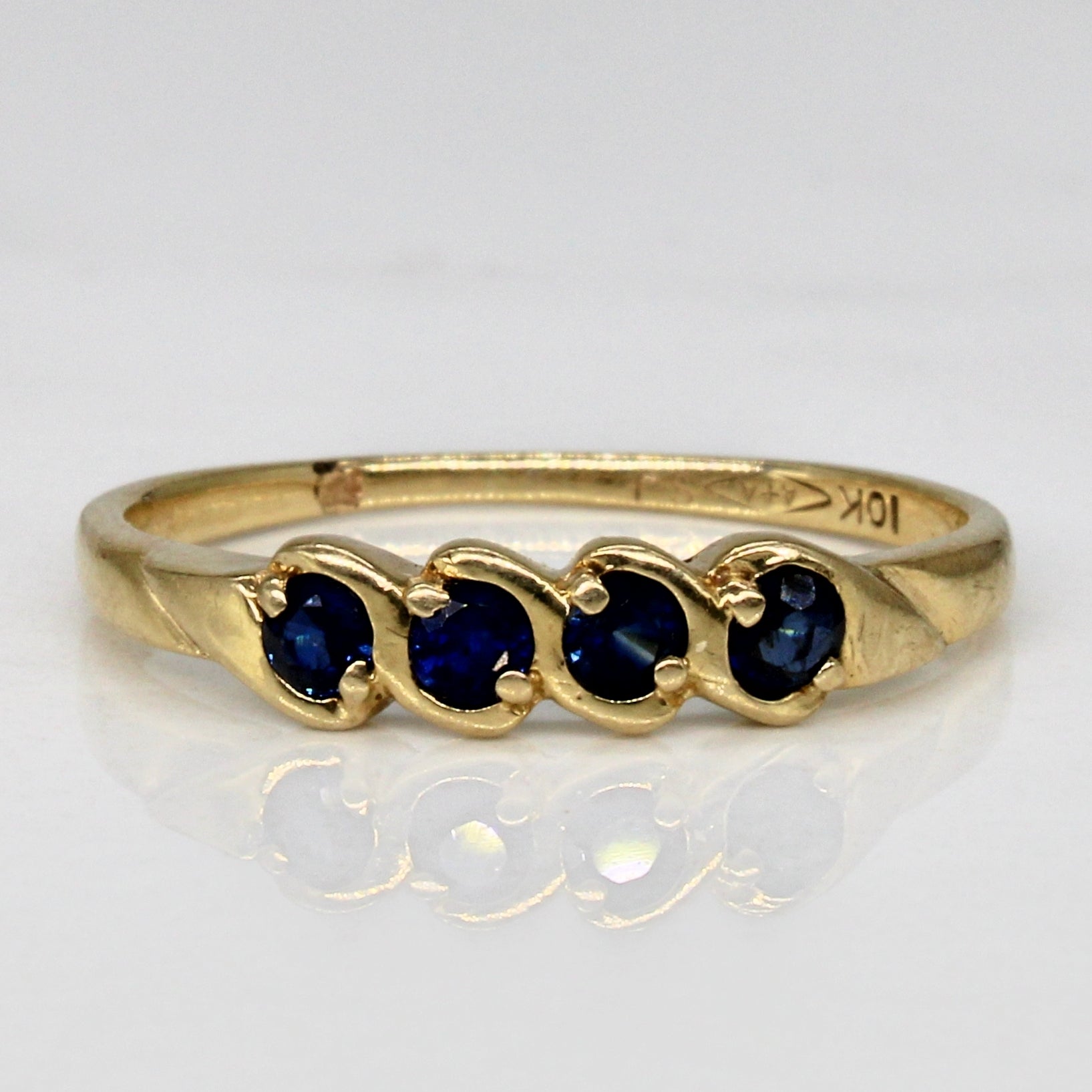 Sapphire Bar Ring | 0.40ctw | SZ 7.5 |