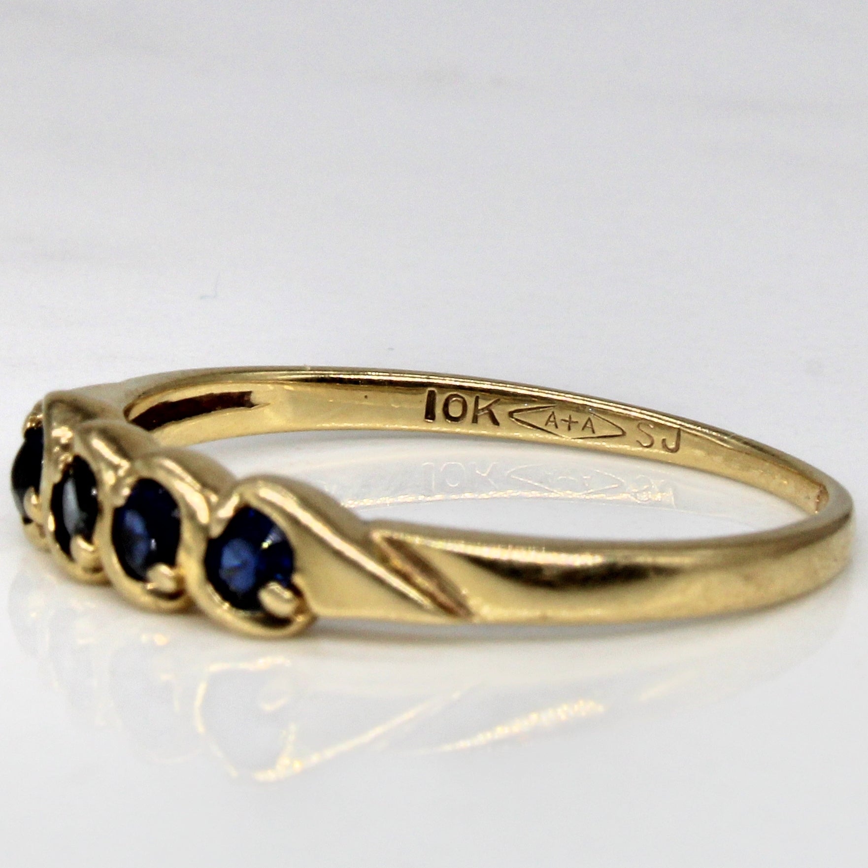 Sapphire Bar Ring | 0.40ctw | SZ 7.5 |
