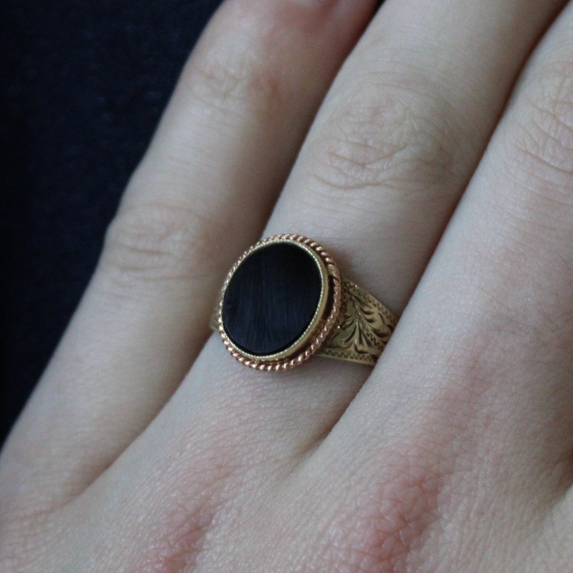 Onyx Ornate Cocktail Ring | 2.50ct | SZ 8 |