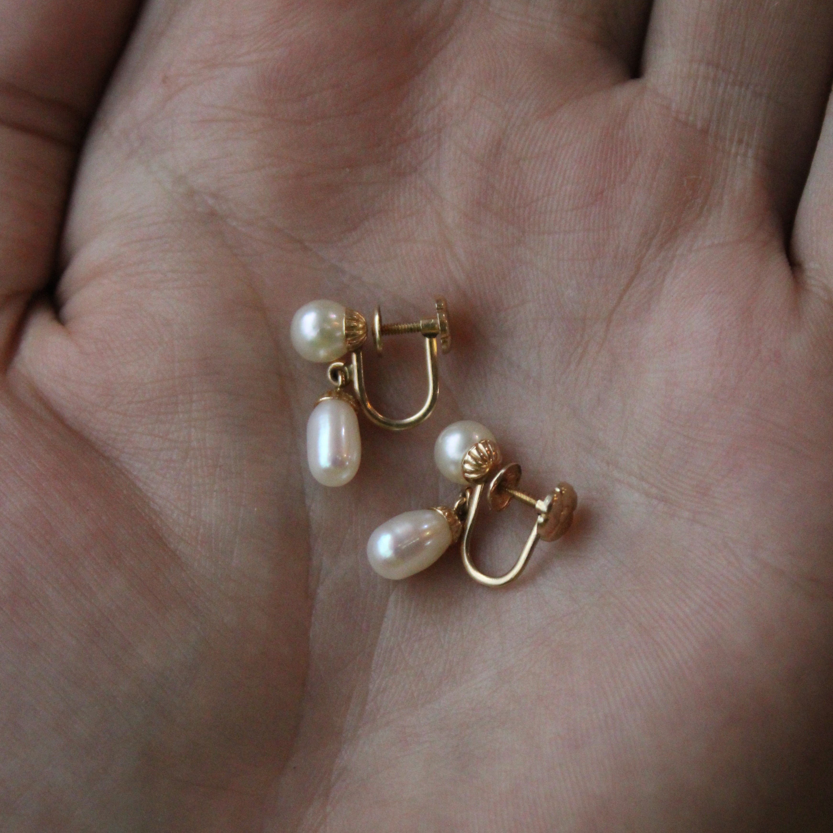 Pearl Drop Screw On Earrings