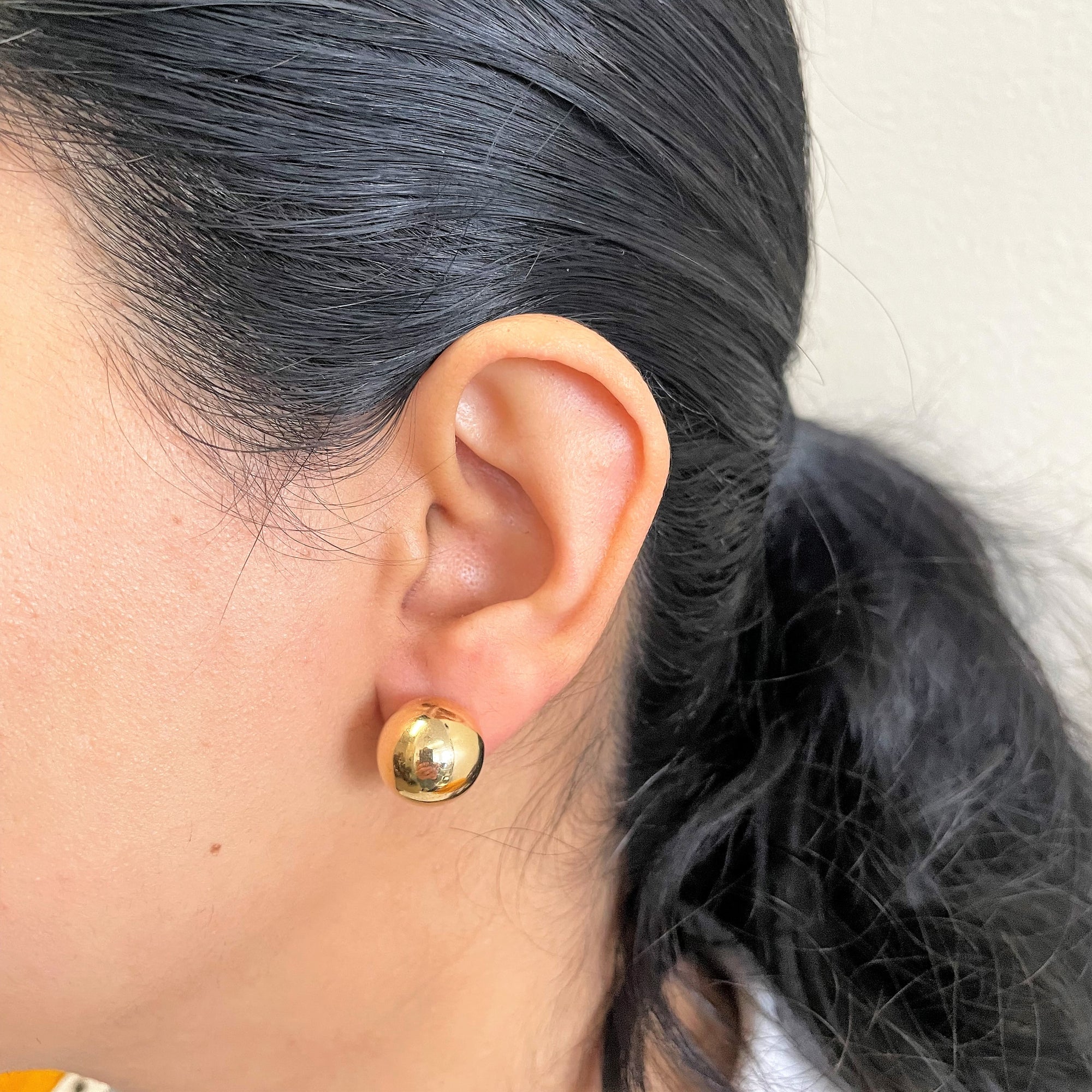 Yellow Gold Ball Stud Earrings |