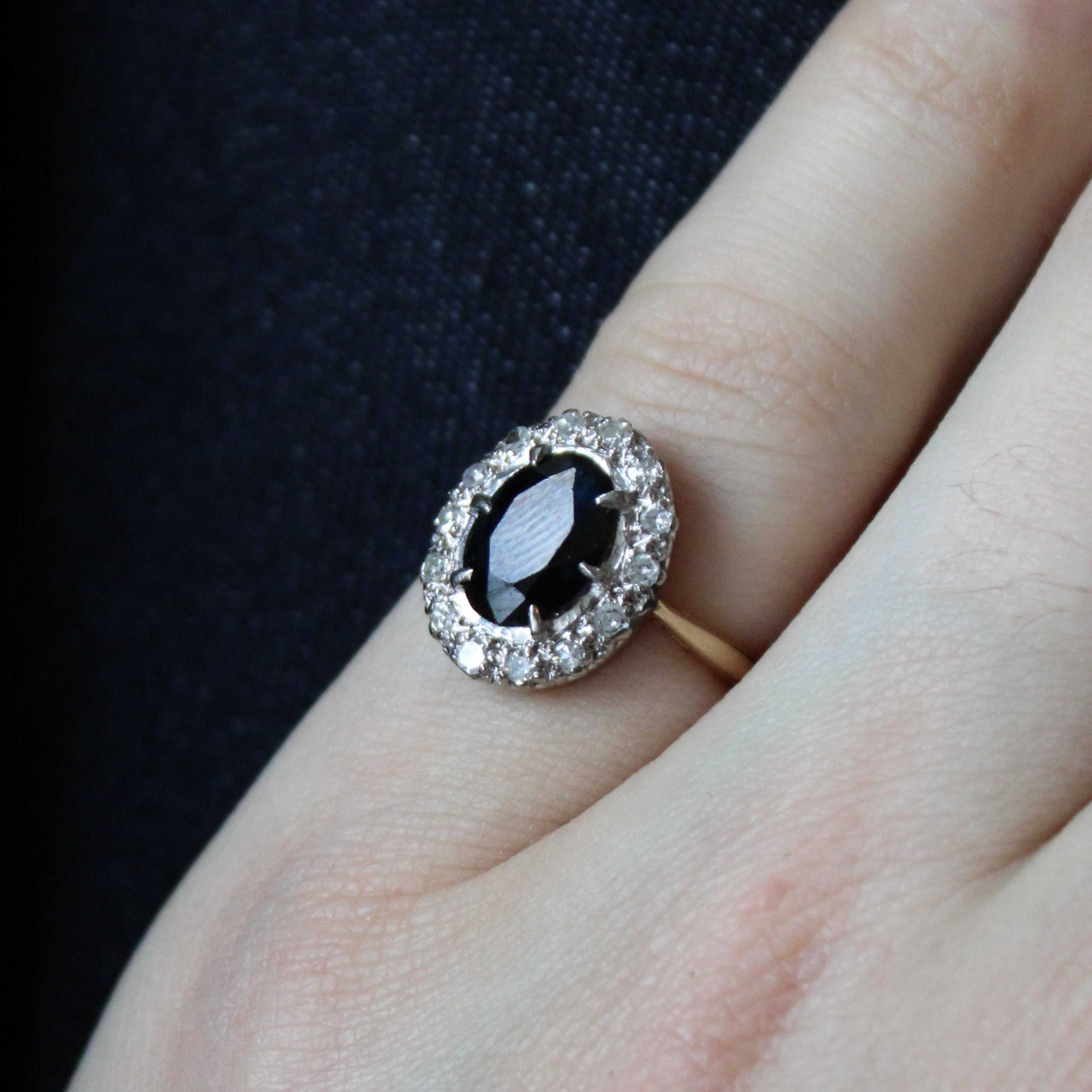 Bague de fiançailles saphir et diamants | 1,70 ct, 0,25 ct au total | Taille 5 | 