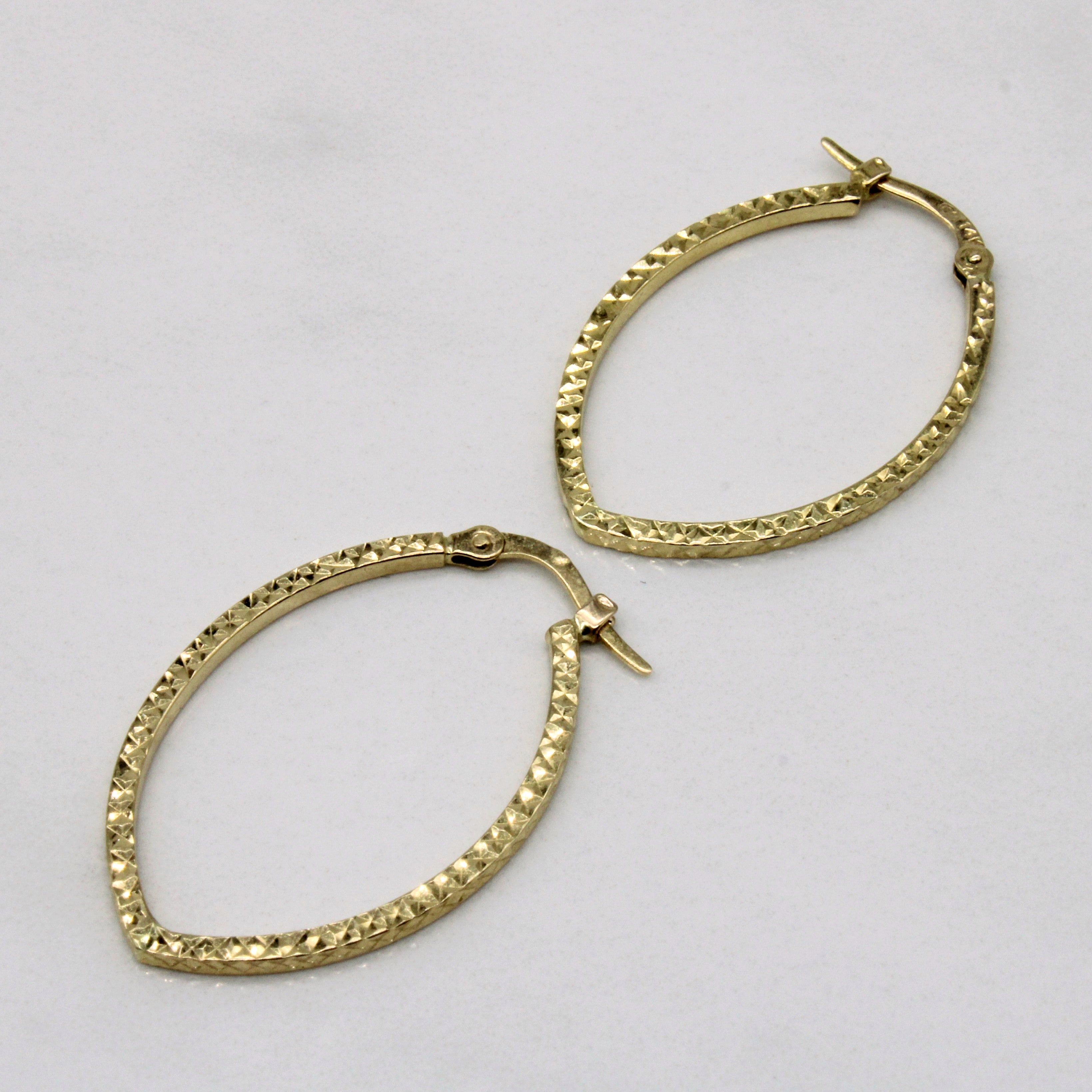 Yellow Gold Oval Hoop Earrings |