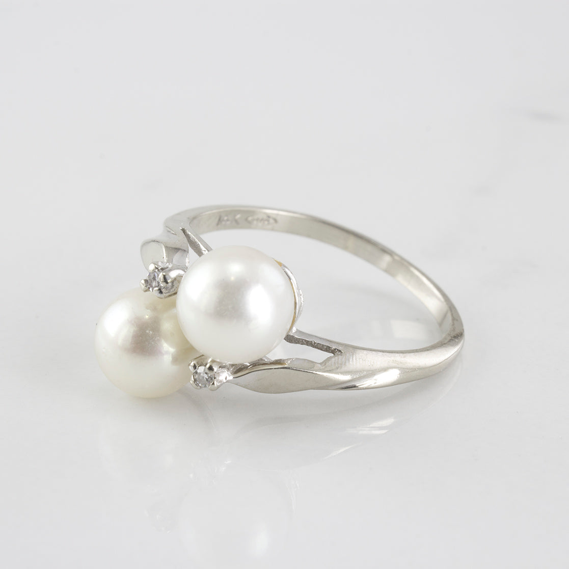 Diamond and Pearl Bypass Ring | 3.92 ctw | SZ 7 |