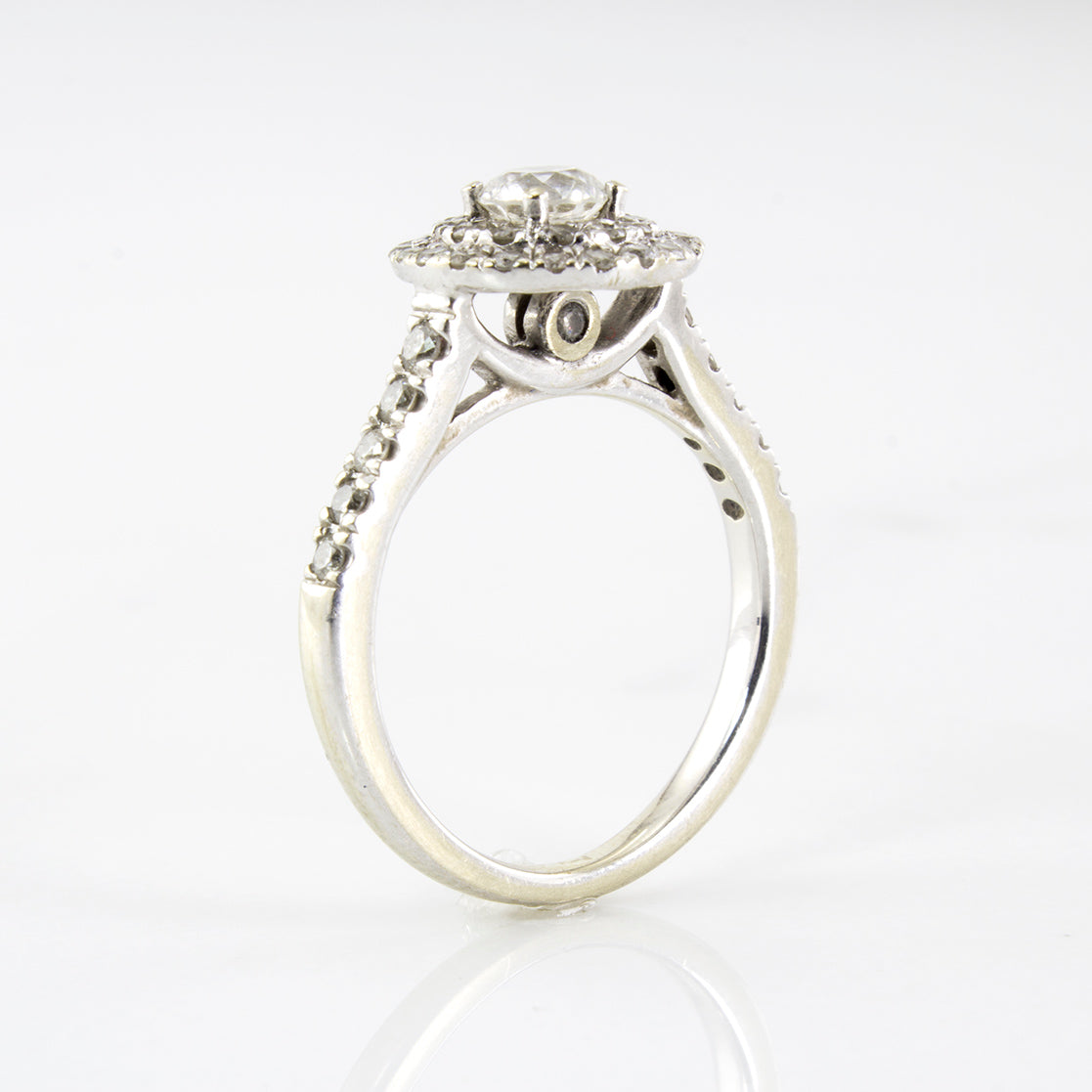 Double Halo Diamond Engagement Ring | 0.80 ctw | SZ 4.5 |