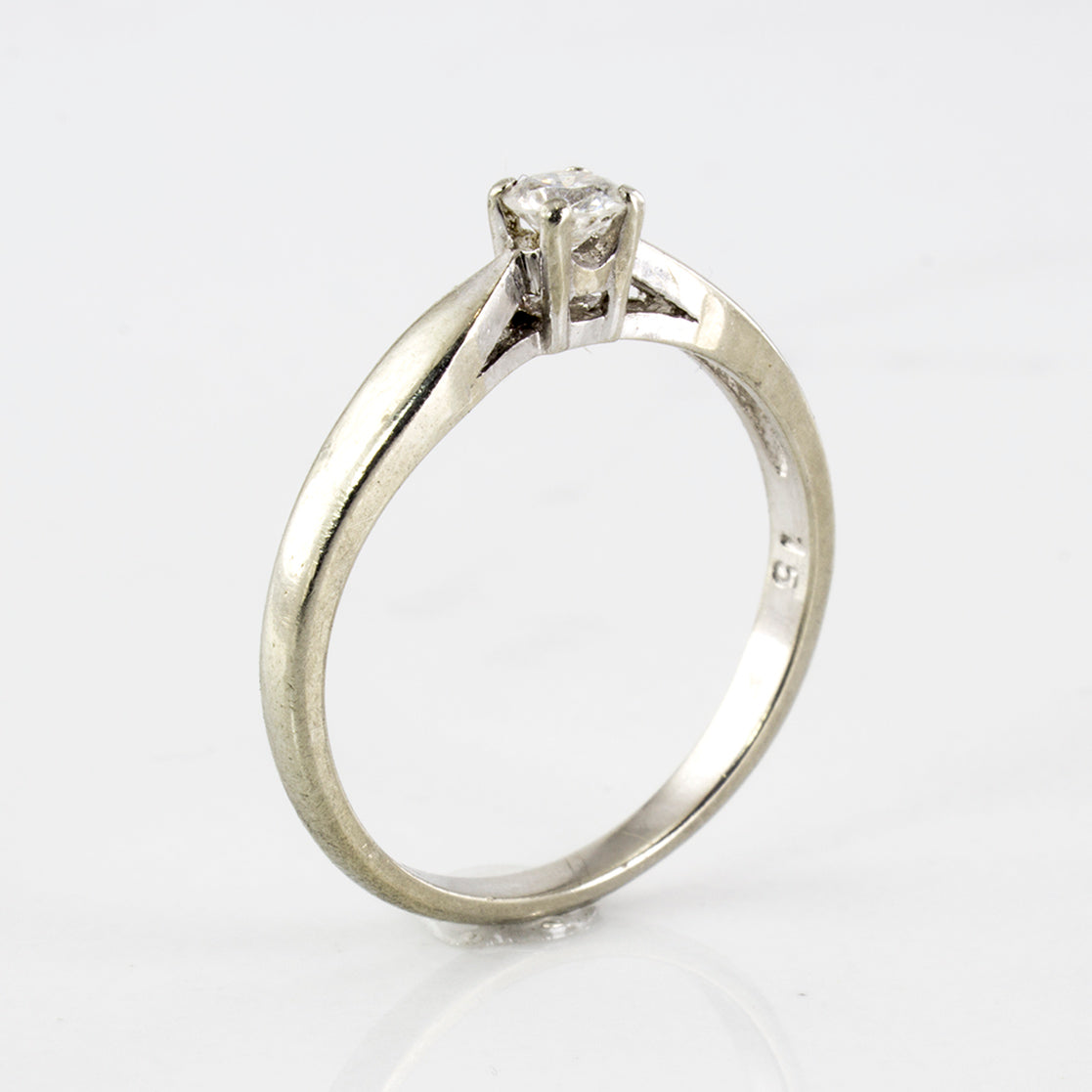 Tapered Diamond Solitaire Ring | 0.16 ctw | SZ 6.5 |