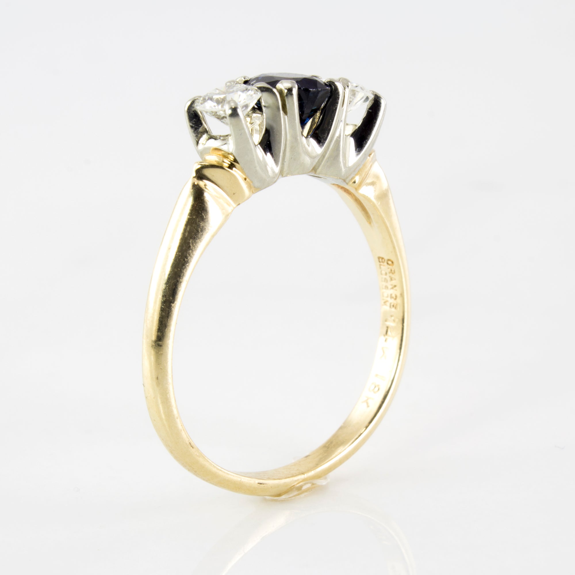 1940's 'Orange Blossom' Sapphire & Diamond Ring | 0.40ct, 0.32ctw | SZ 6 |