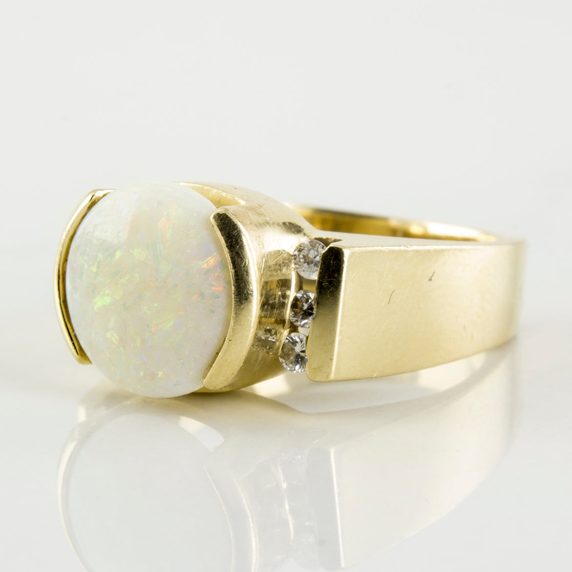 Round Cabochon Opal & Diamond Ring | 1.70ct, 0.12ctw | SZ 5.75 |
