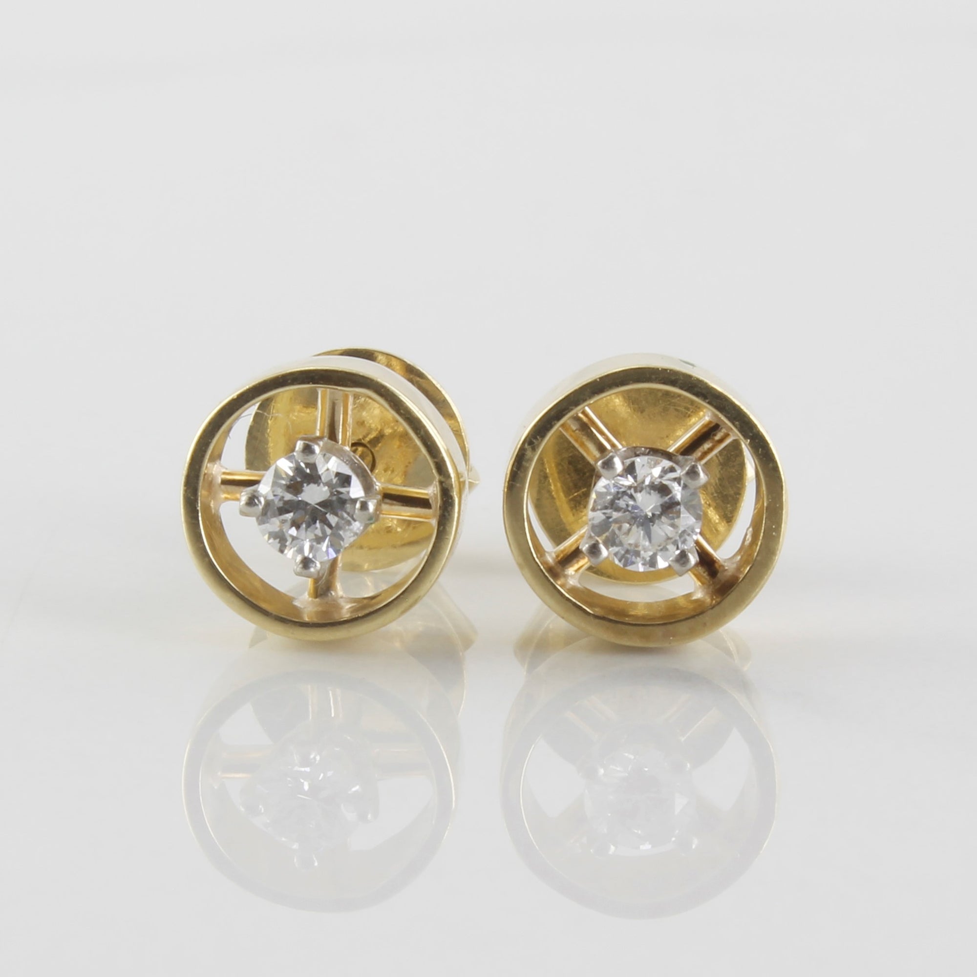 Diamond Circle Stud Earrings | 0.18ctw |
