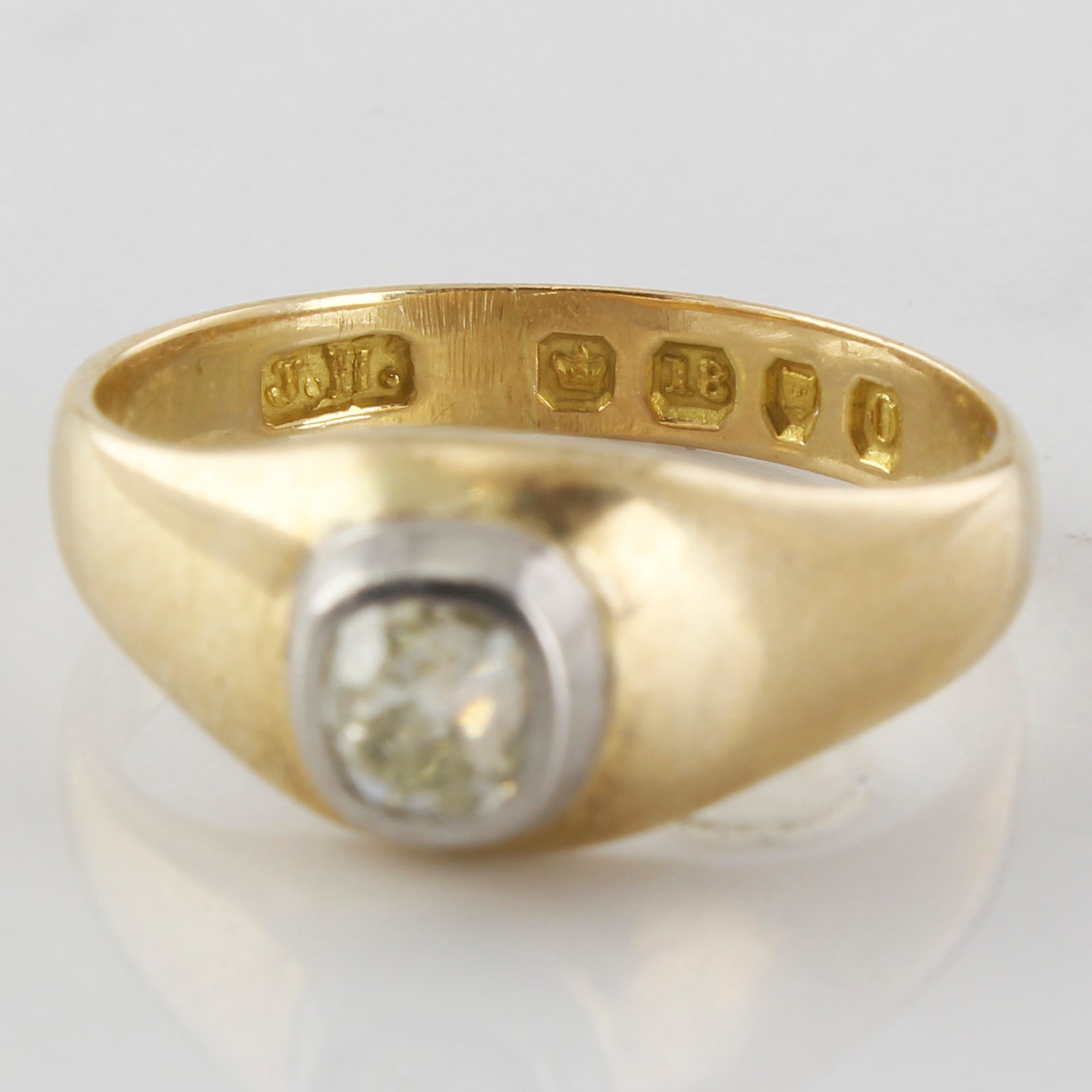 1909 English old mine cut vintage ring with gold and single cut diamond