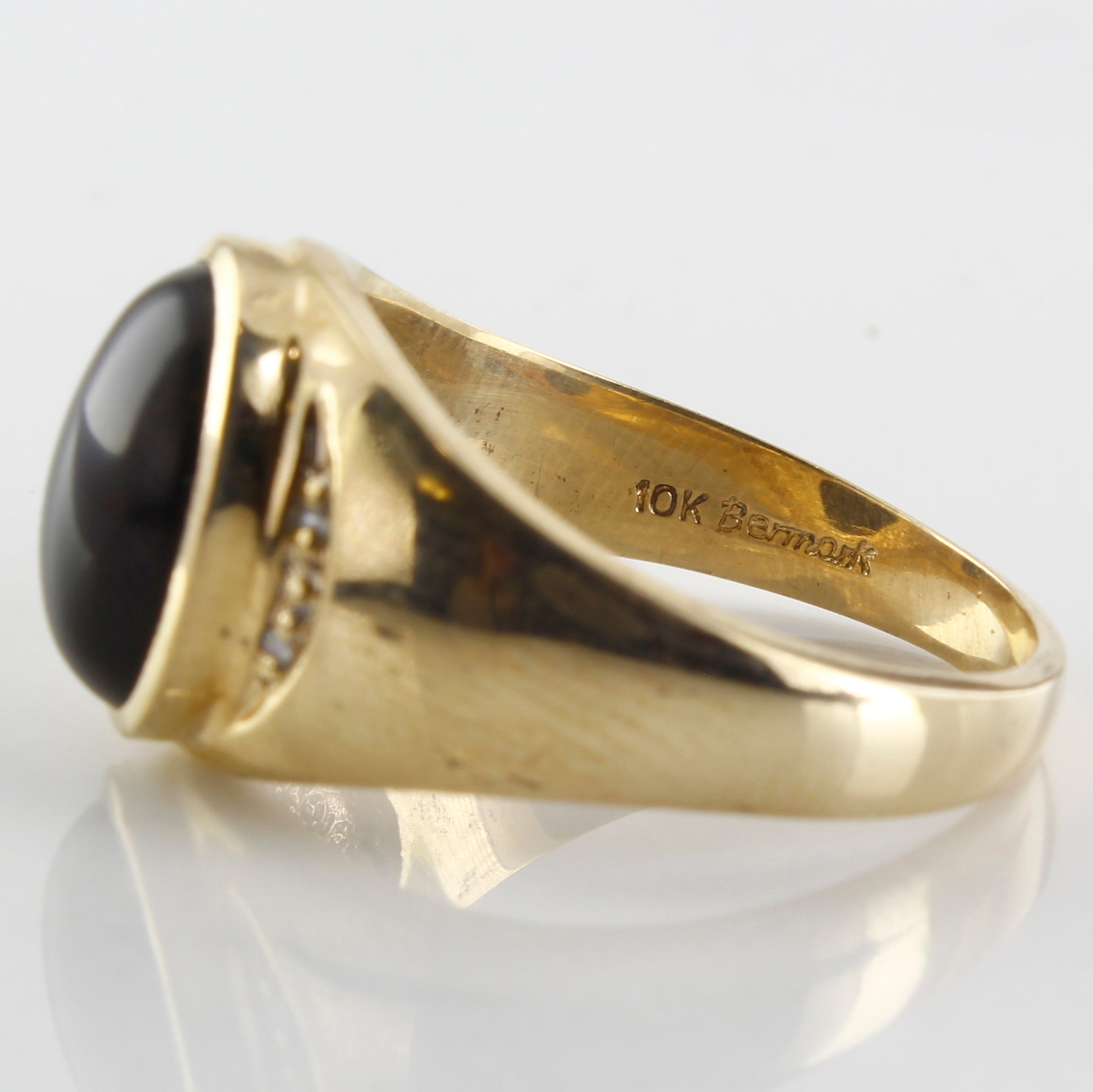 Black Onyx & Diamond Signet Ring | 0.01ctw, 4.00ctw | SZ 10 |