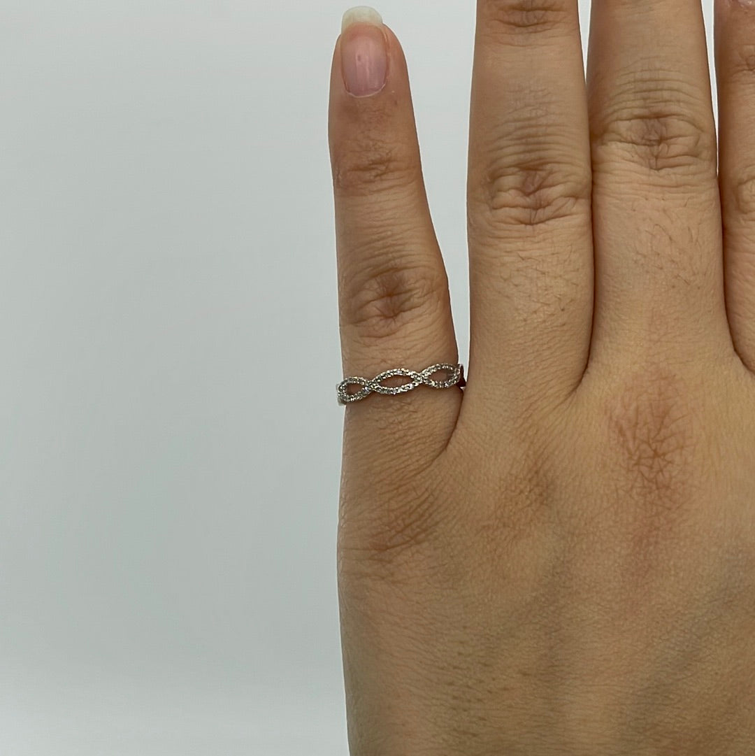 Diamond Infinity Ring | 0.15ctw | SZ 7 |
