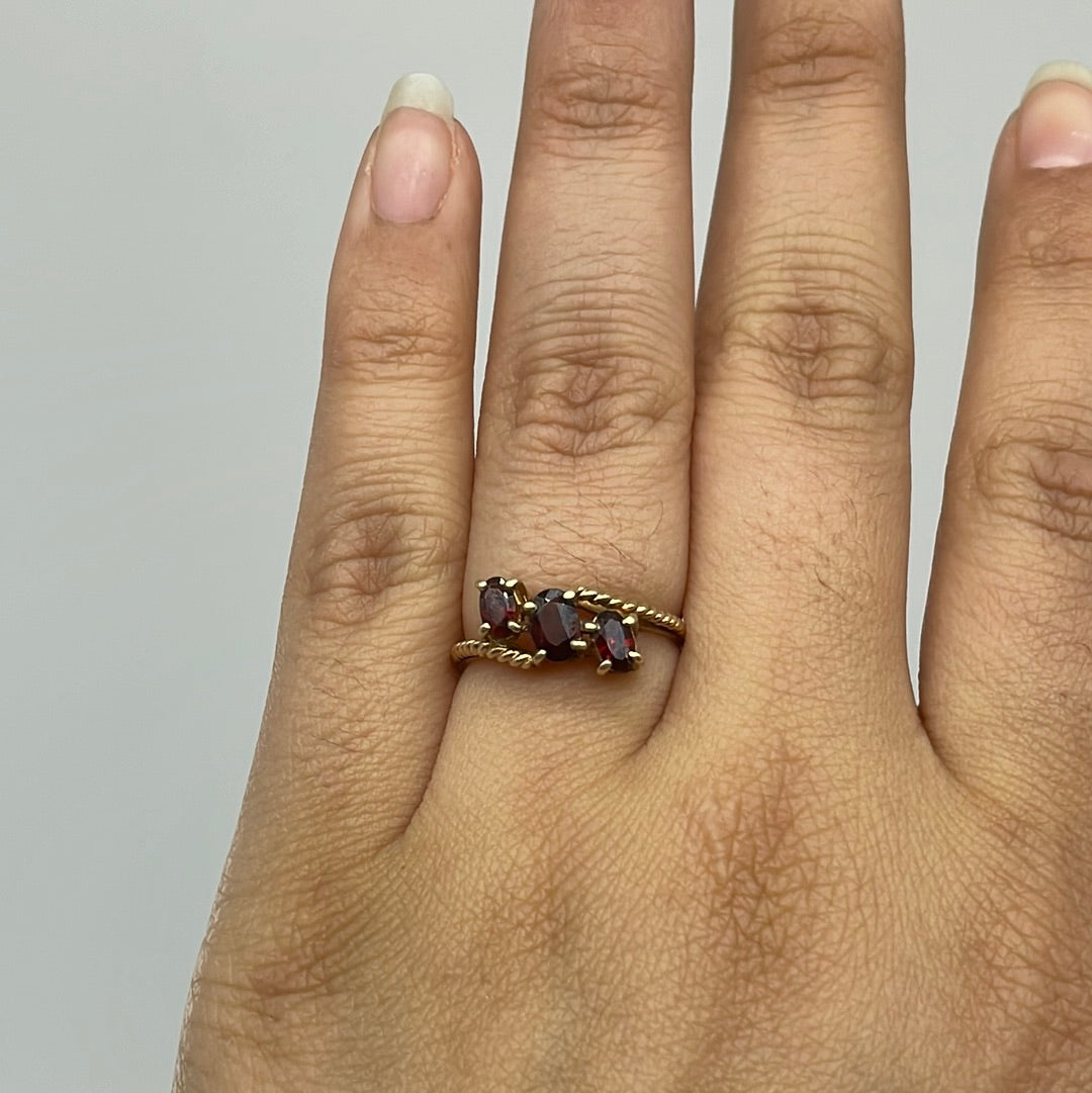 Three Stone Garnet Bypass Ring | 0.80ctw | SZ 8 |