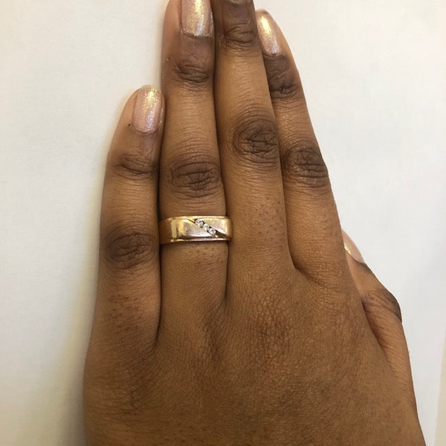 Channel Set Diamond Square Band | 0.10ctw | SZ 7.25 |