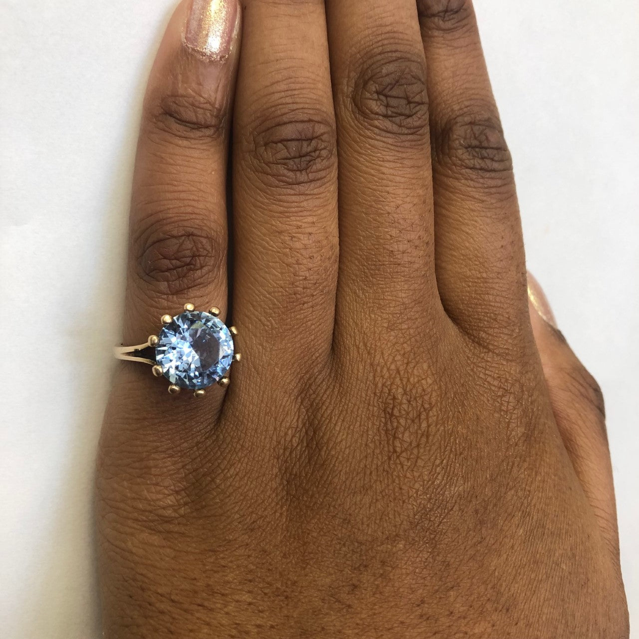 Solitaire Synthetic Spinel Ring | 6.25ct | SZ 6.5 |