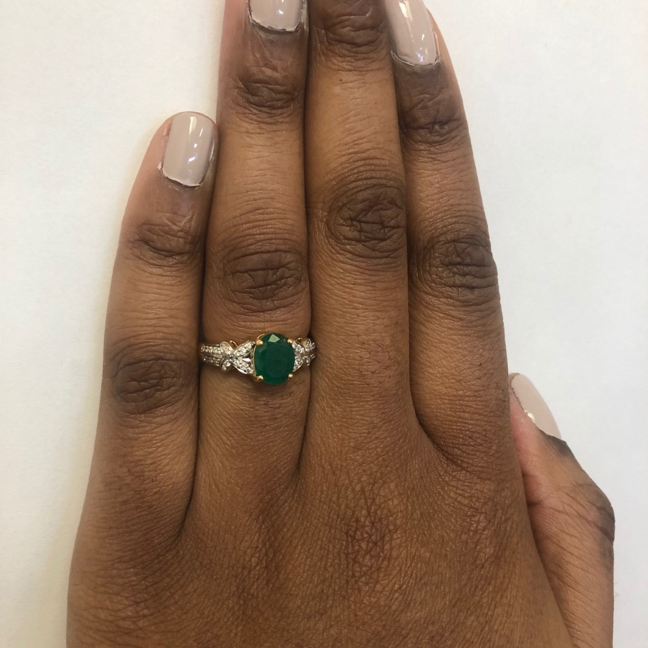 Oval Emerald & Diamond Engagement Ring | 2.20ct, 0.18ctw | SZ 8.25 |