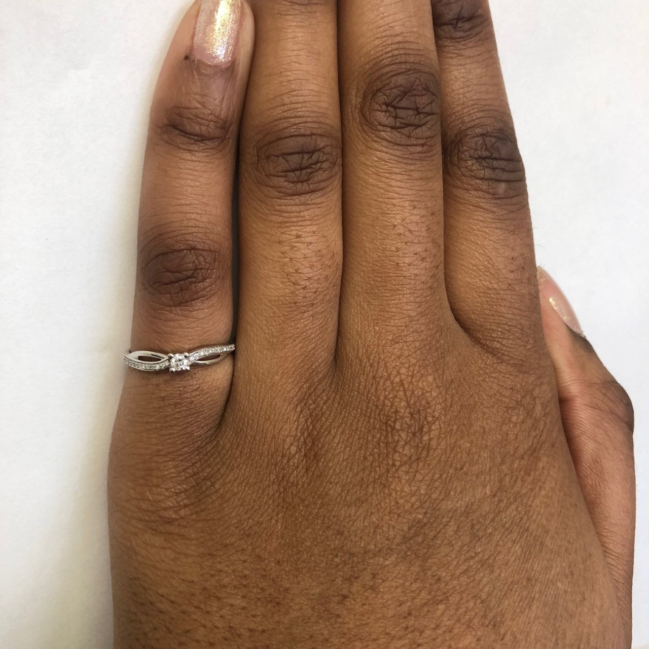 Pave Diamond Crossover Ring | 0.11ctw | SZ 7 |